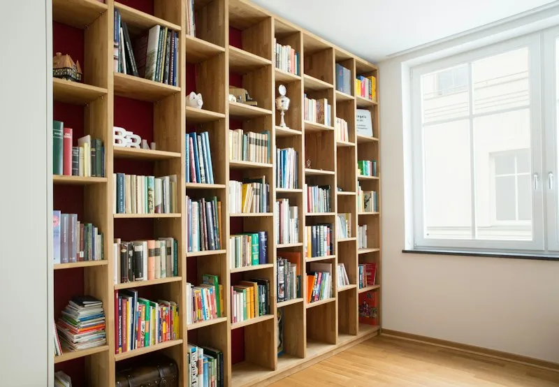 مكتبة ديكور مفتوحة